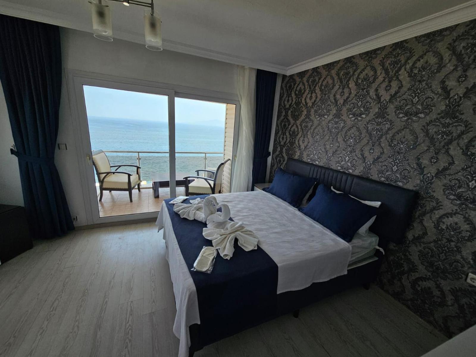 Yenifoca Ersan Hotel Exterior foto